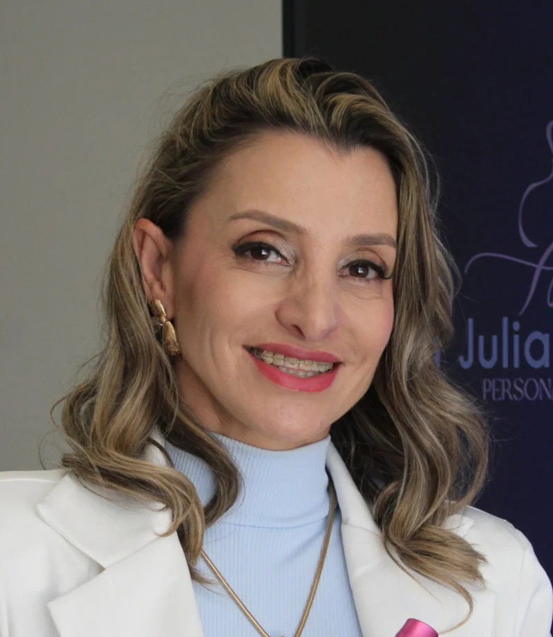 Dra Juliana Spósito